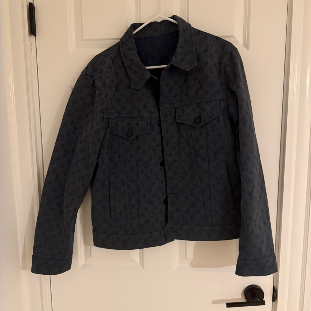 Louis Vuitton monogram denim jacket logo size 48